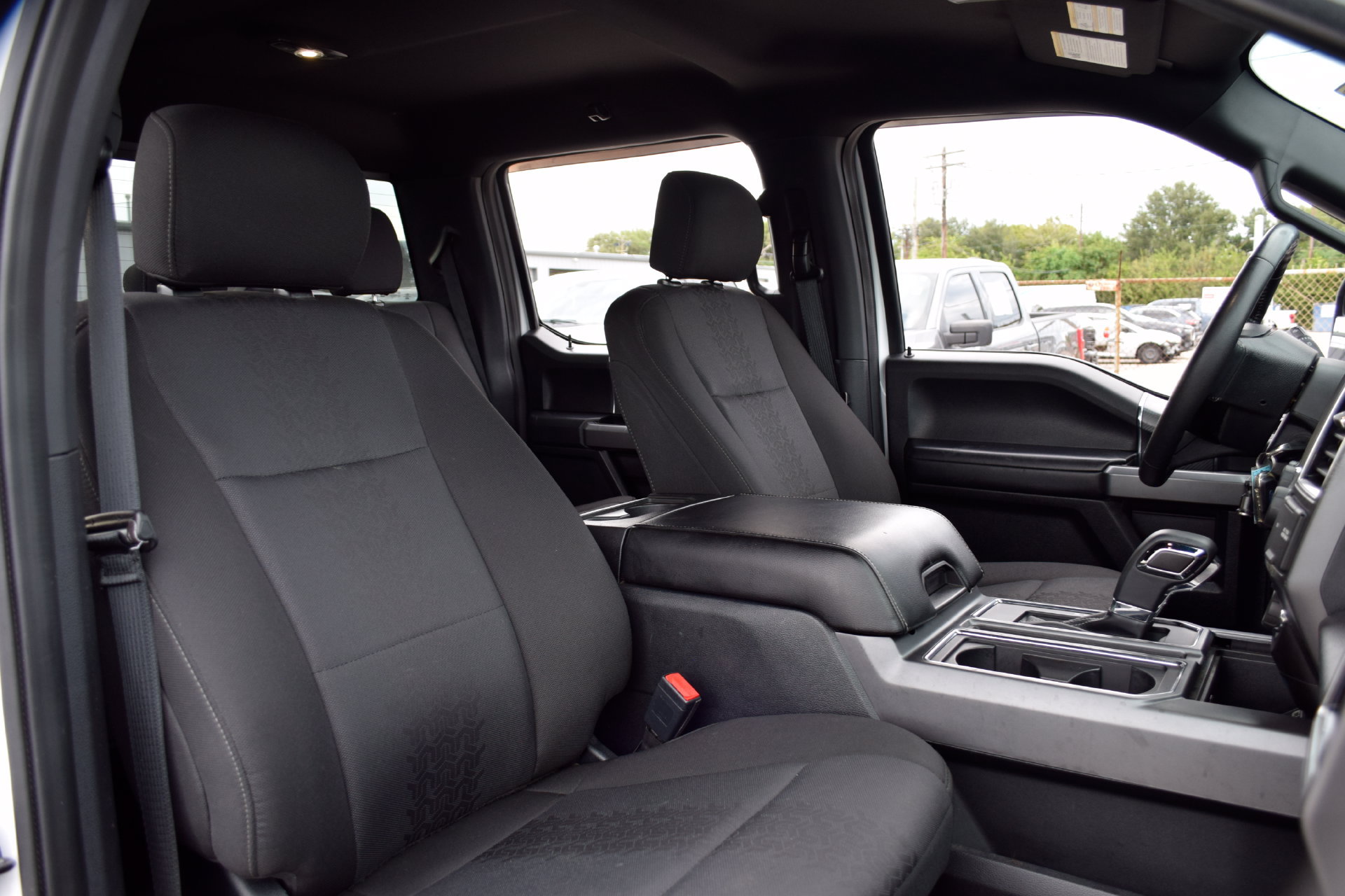 Used 2020 Ford F150 XLT w/ Equipment Group 302A Luxury AWD/4WD image 23
