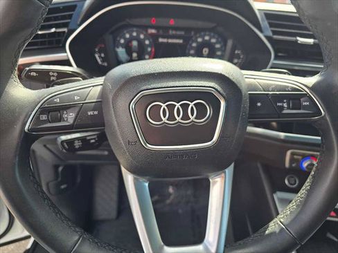 Used 2025 Audi Q3 2.0T Premium w/ Convenience Package AWD/4WD image 25