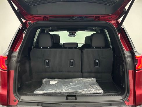 New 2026 GMC Acadia Denali w/ Super Cruise Package image 12