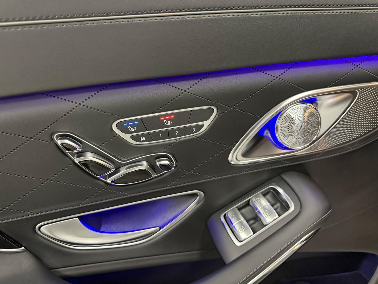 Used 2020 Mercedes-Benz Maybach S 650 image 33