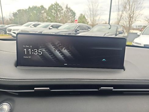 Used 2025 Genesis GV70 3.5T Sport w/ Sport Advanced Package image 29