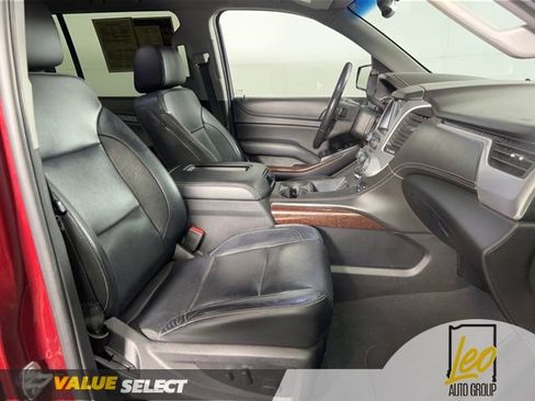 Used 2019 GMC Yukon XL SLT AWD/4WD image 21