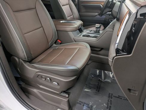 Used 2022 GMC Sierra 1500 Denali image 28