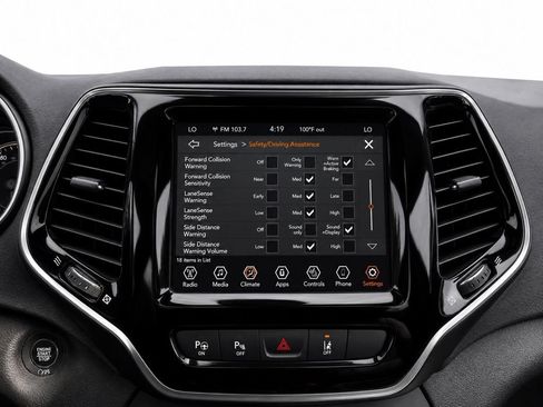 Used 2022 Jeep Cherokee Limited AWD/4WD image 36