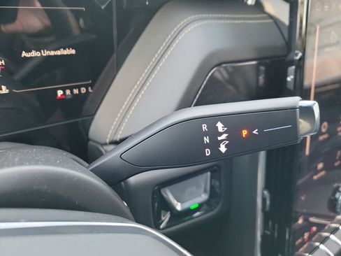 New 2026 GMC Yukon Elevation w/ LPO, Floor Liner Package image 22