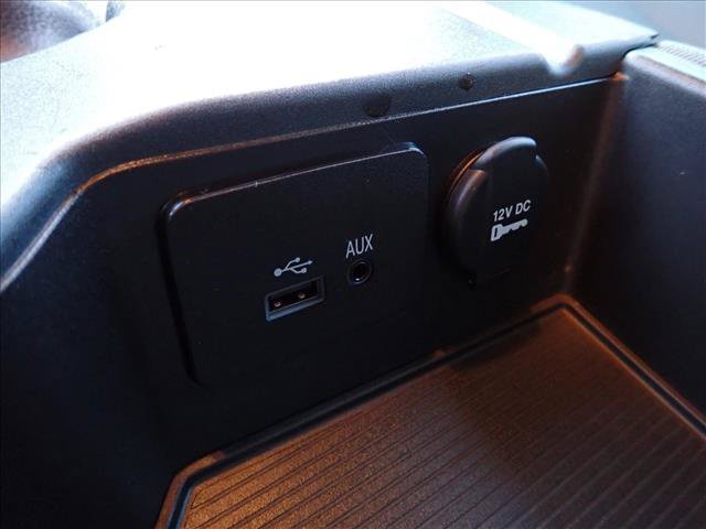 Used 2015 RAM 1500 Classic SLT AWD/4WD image 17