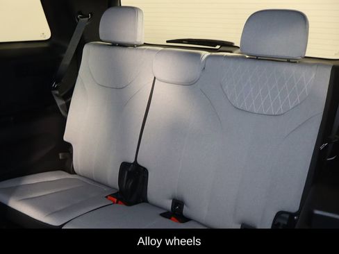 Used 2020 Hyundai Palisade SE image 17