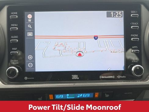 Used 2023 Toyota Tacoma TRD Off-Road w/ TRD Premium Off Road Package image 29