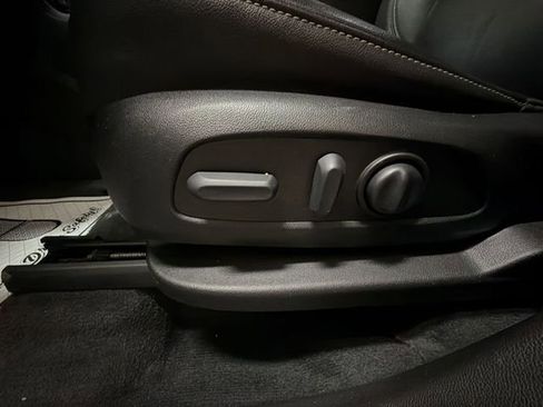 Certified 2022 Chevrolet Traverse LT image 12