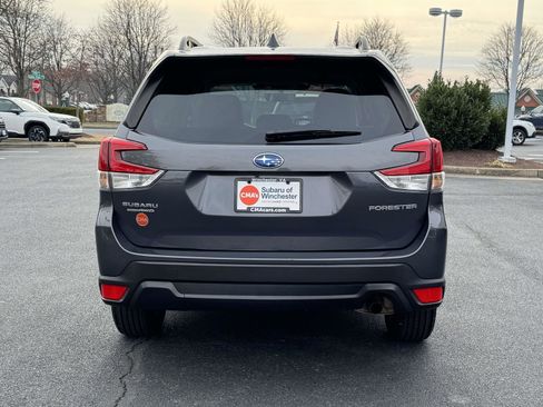 Certified 2023 Subaru Forester Premium image 3