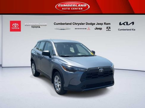 Used 2026 Toyota Corolla Cross L image 2