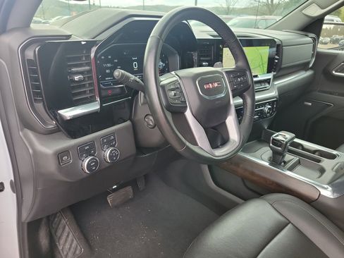 Used 2023 GMC Sierra 1500 SLT w/ SLT Premium Package image 3