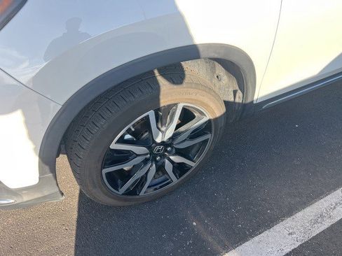 Used 2020 Honda Pilot Touring image 13