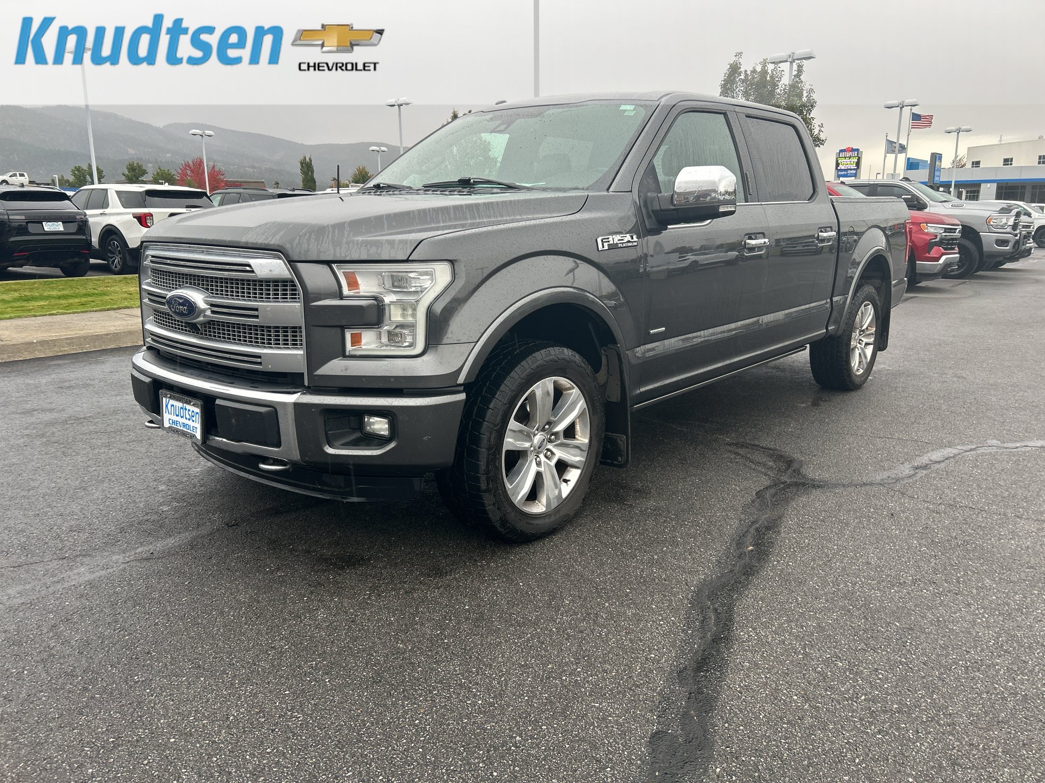 Used 2016 Ford F150 Platinum w/ Technology Package AWD/4WD image 3
