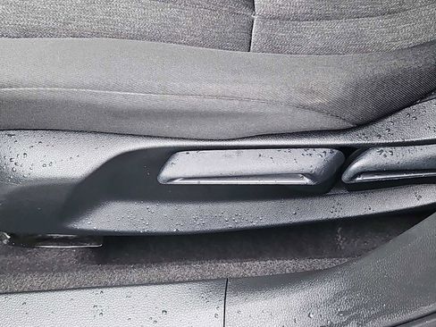 Used 2025 Honda Accord LX image 18