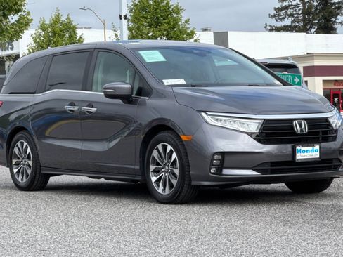 Certified 2023 Honda Odyssey EX-L image 6