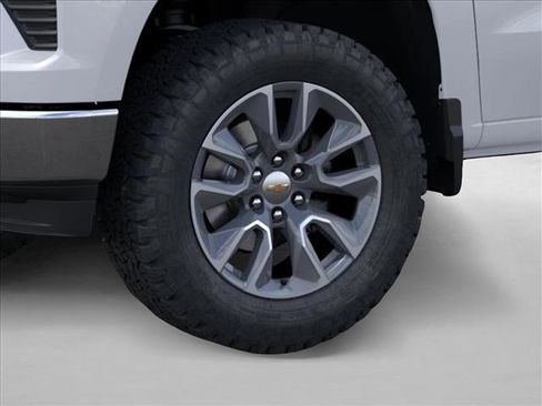 New 2025 Chevrolet Silverado 1500 LT AWD/4WD image 9