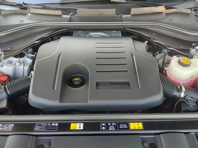 New 2027 Land Rover Range Rover Sport Dynamic SE AWD/4WD image 18