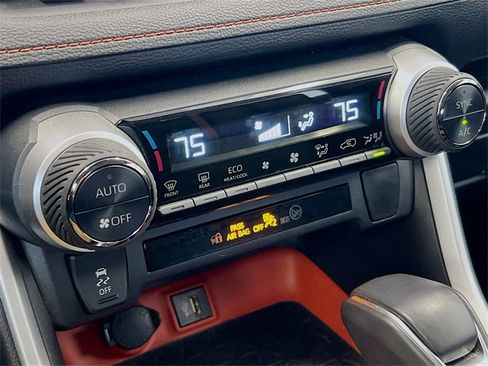 Used 2024 Toyota RAV4 Adventure image 11