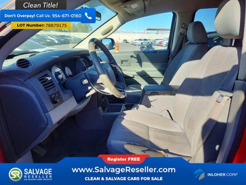 Used 2005 Dodge Durango SXT image 9