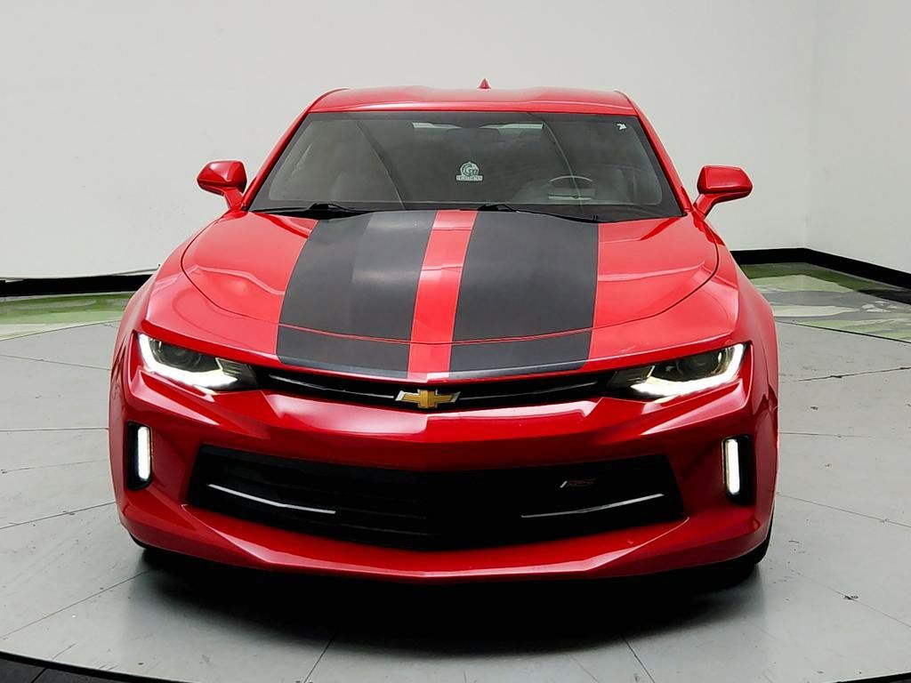 Used 2018 Chevrolet Camaro LT RWD image 2