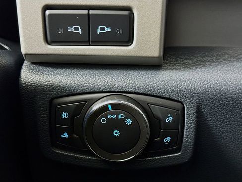 Used 2022 Ford F350 Lariat w/ Lariat Ultimate Package image 9