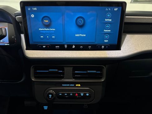 New 2026 Ford Maverick XLT image 13