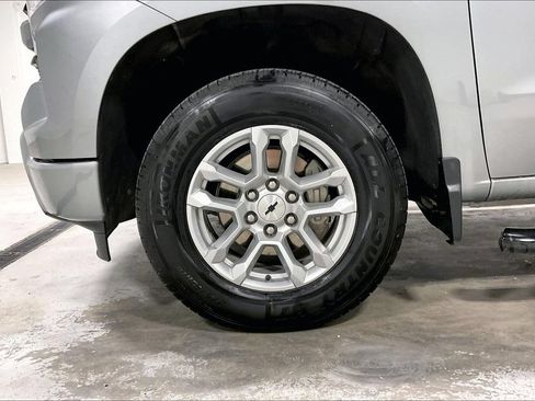 Used 2023 Chevrolet Silverado 1500 RST AWD/4WD image 10