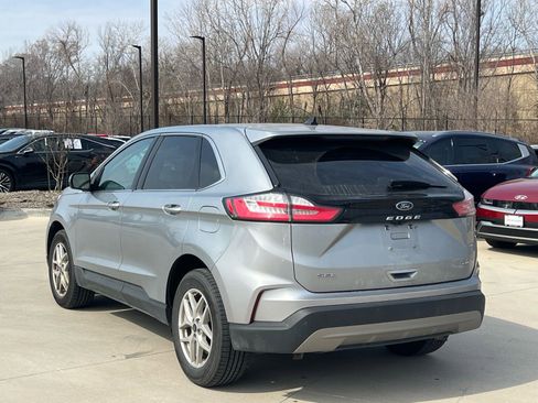 Used 2024 Ford Edge SEL image 10