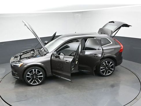Used 2023 Volvo XC60 B5 Ultimate FWD image 50