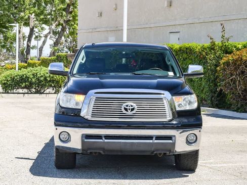 Used 2013 Toyota Tundra Platinum w/ Platinum Pkg RWD image 2