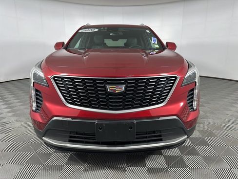 Used 2020 Cadillac XT4 Premium Luxury AWD/4WD image 2
