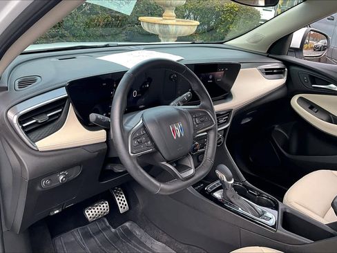 Used 2025 Buick Encore GX Sport Touring w/ Advanced Technology Package image 16