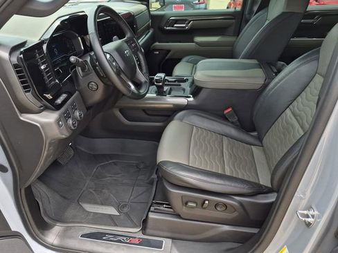 Used 2024 Chevrolet Silverado 1500 ZR2 w/ Technology Package AWD/4WD image 24