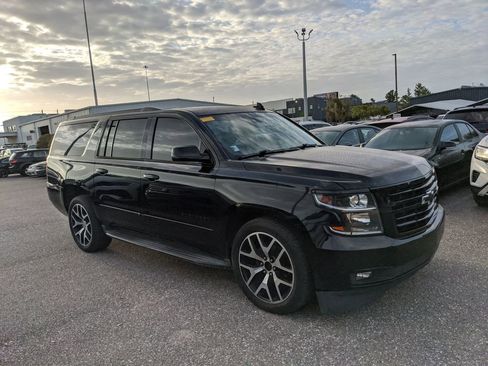 Used 2018 Chevrolet Suburban Premier image 5
