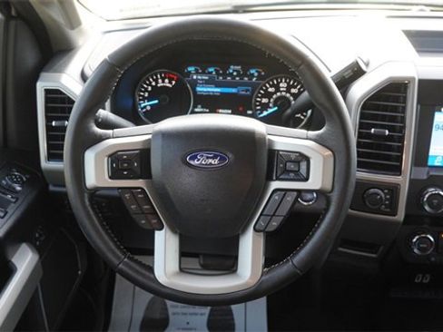 Used 2019 Ford F150 Lariat image 16