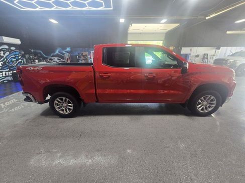 Used 2024 Chevrolet Silverado 1500 LT AWD/4WD image 7