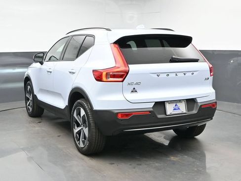 New 2026 Volvo XC40 B5 Plus w/ Protection Package Premier AWD/4WD image 8