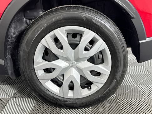 Used 2020 Toyota C-HR LE image 64