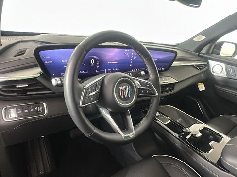 Used 2025 Buick Enclave Avenir w/ Trailering Package, 5000 lbs. FWD image 15