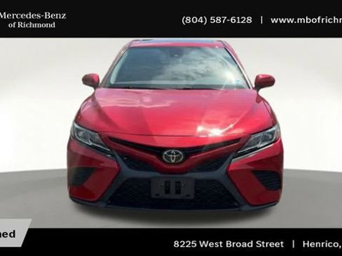 Used 2020 Toyota Camry SE w/ Convenience Package FWD image 5