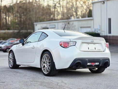 Used 2013 Scion FR-S image 5
