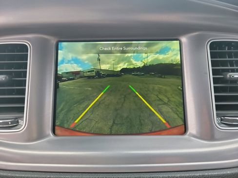 Used 2023 Dodge Charger SXT image 15