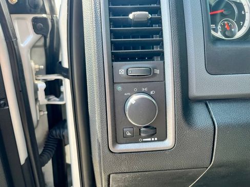 Used 2018 RAM 1500 Tradesman RWD image 15