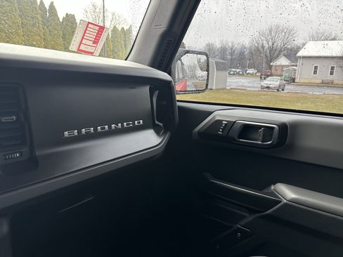 Used 2023 Ford Bronco Big Bend image 23