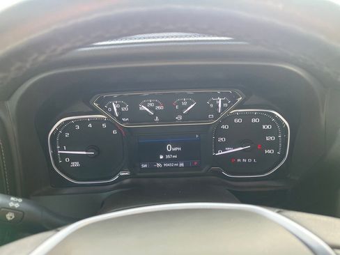 Used 2022 GMC Sierra 3500 SLT image 17