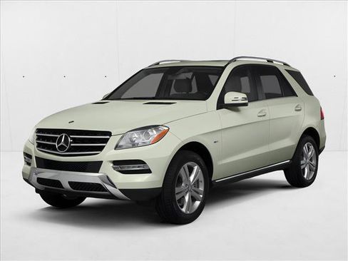 Used 2013 Mercedes-Benz ML 350 4MATIC image 1