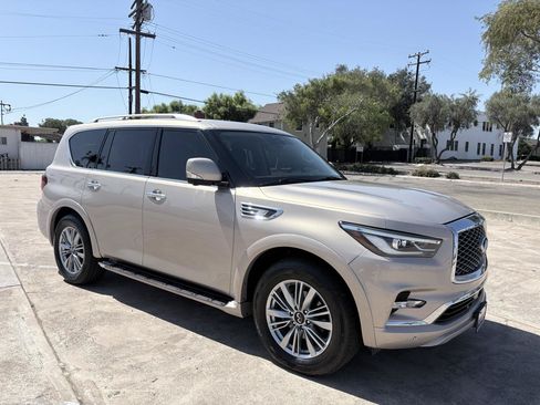 Used 2019 INFINITI QX80 Luxe RWD image 3