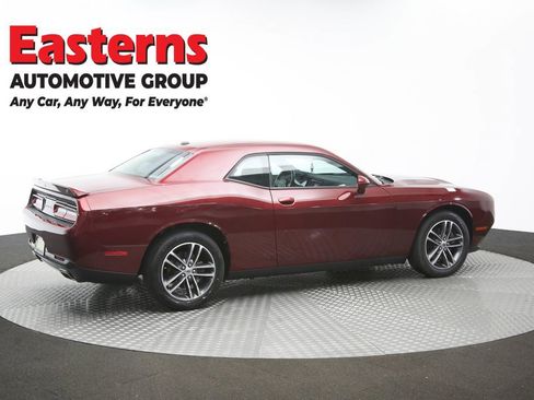 Used 2019 Dodge Challenger SXT AWD/4WD image 39