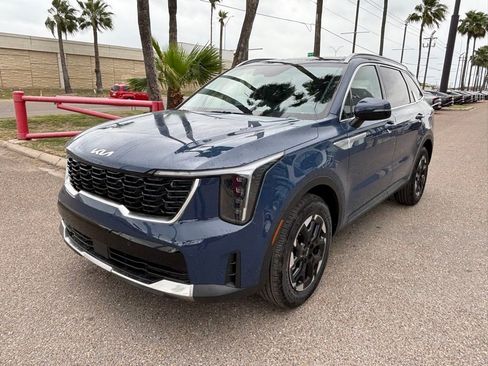 New 2025 Kia Sorento S w/ Panoramic Sunroof Package FWD image 3